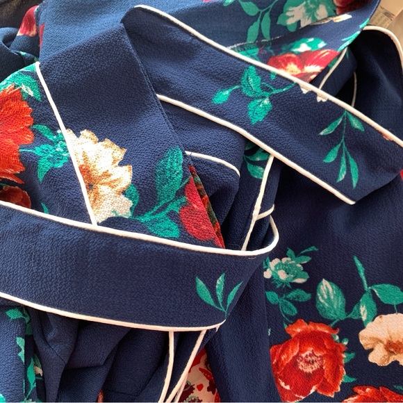 Bleuh Ciel Floral Romper Top Belted - Picture 8 of 8